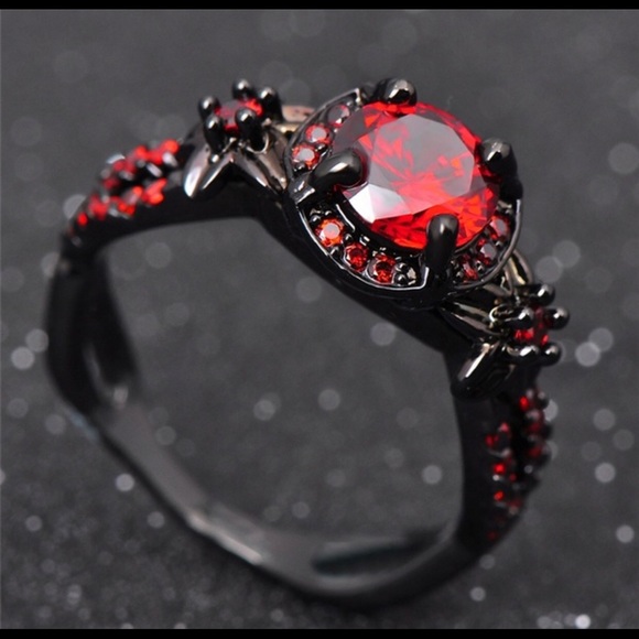 Bijou Ruby Red Garner Black Ring Sz 6 - Picture 3 of 4